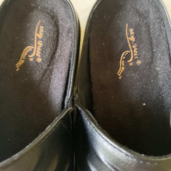 Easy Street Black Comfort Wave Mules Women's Shoes Size 7 - Picture 7 of 7